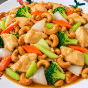 Chicken with Cashews with Vegetables 